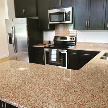 Recycled glass counter tops in kitchens